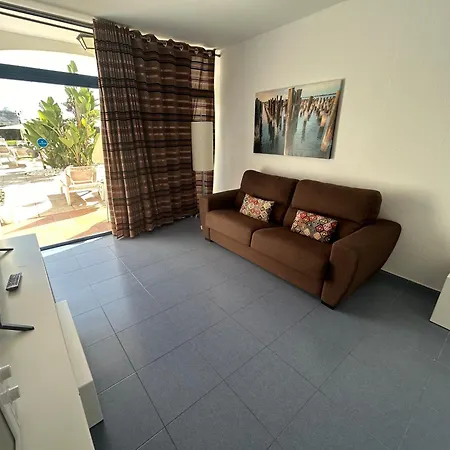 Apartamento Bh Cura Marina 2