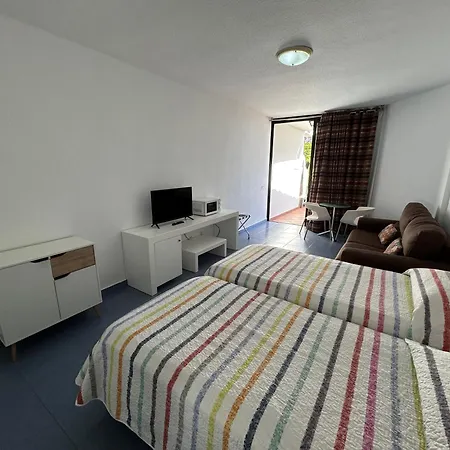 Apartamento Bh Cura Marina 2 *